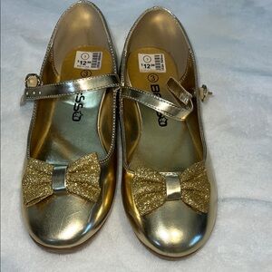 Gold Mary Jane Kids Shoes with Bow